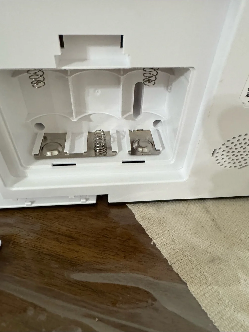 Small Pet Feeder - Black and White Automatic Dispenser